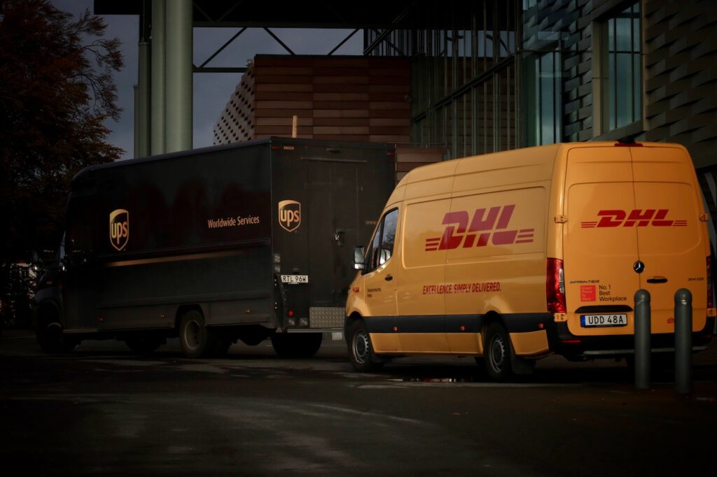 servicios de DHL eCommerce