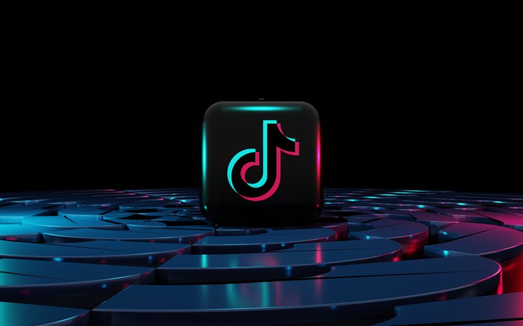 alcance global con los anuncios de TikTok